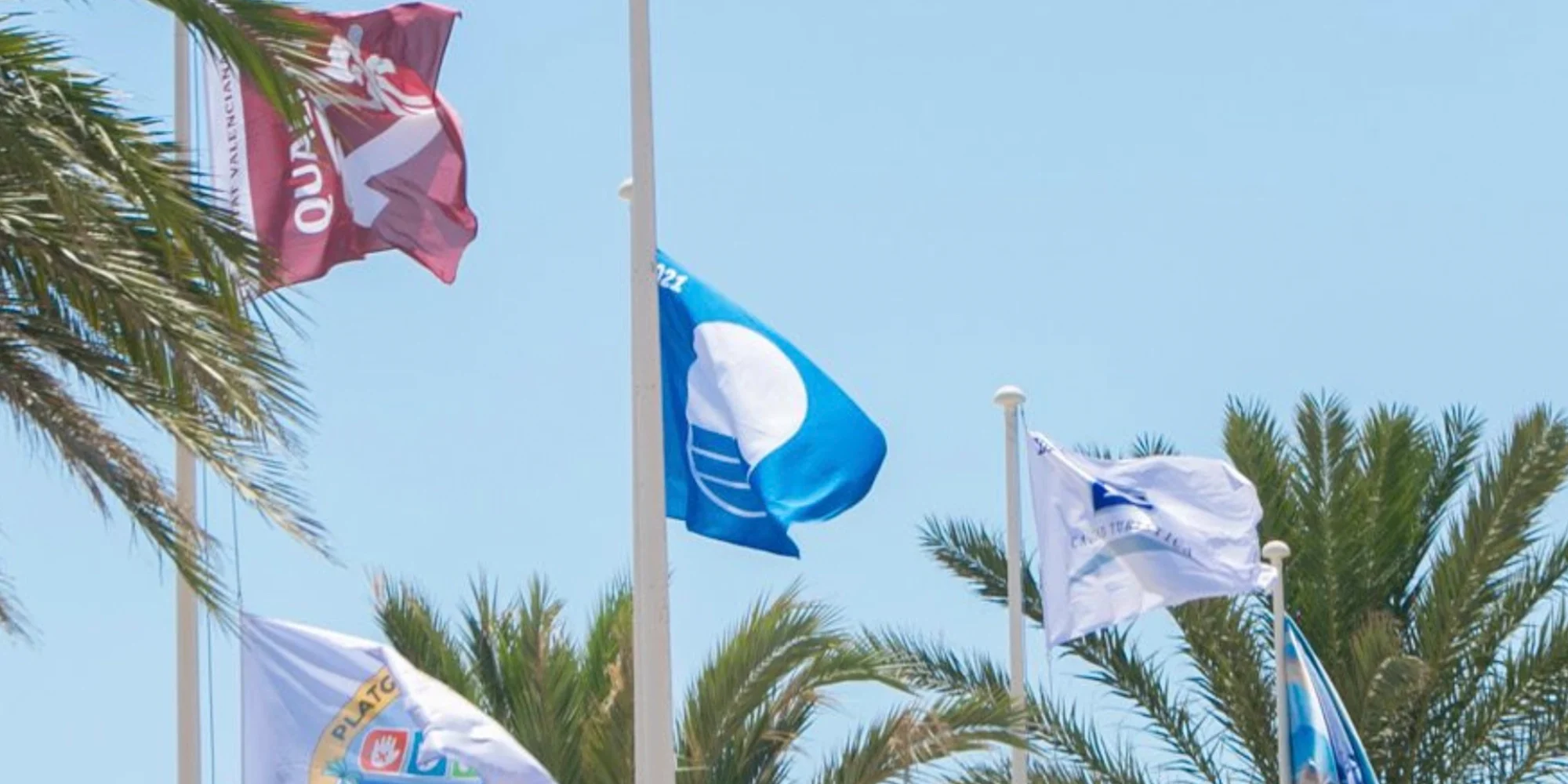 playa de gandia bandera azul